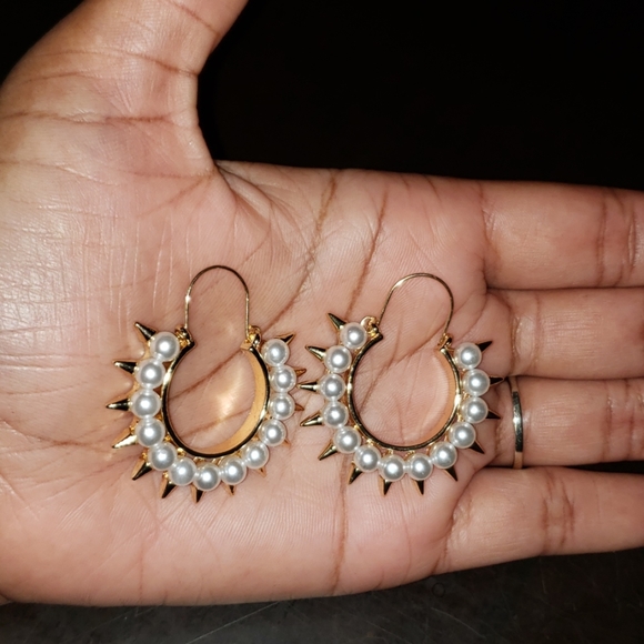 Glamorous Gold Faux Pearl Spike Hoop Earrings - Picture 4 of 6